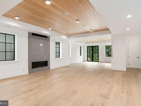 5950 Woodacre Court, Mclean VA 22101