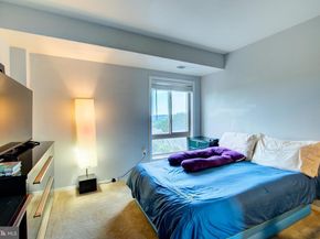 5250 Valley Forge Drive 407, Alexandria VA 22304