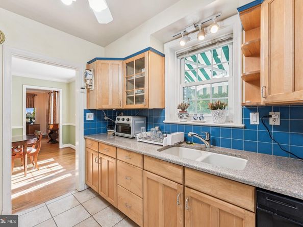 6923 Western Avenue NW, Washington DC 20015