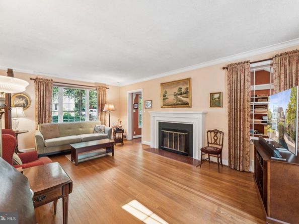 6923 Western Avenue NW, Washington DC 20015