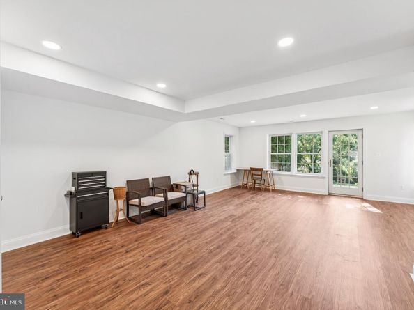 6923 Western Avenue NW, Washington DC 20015