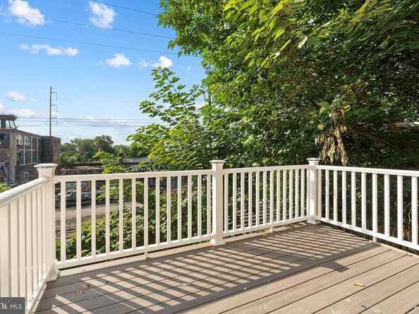 5542 Linmore Avenue, Philadelphia PA 19143
