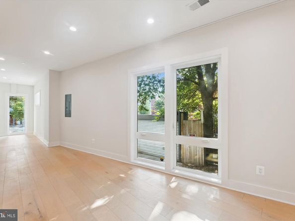 1910 Benning Road NE 2, Washington DC 20002
