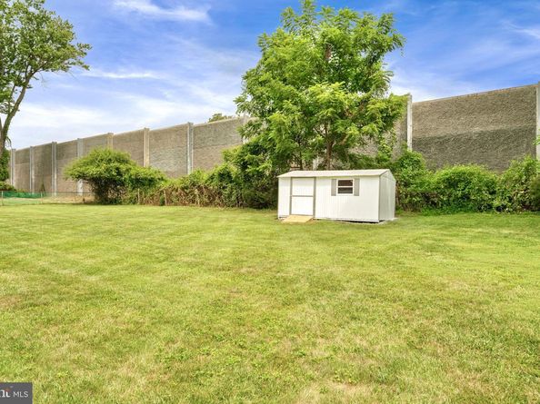 2811 Elsmore Street, Fairfax VA 22031