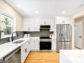 2811 Elsmore Street, Fairfax VA 22031