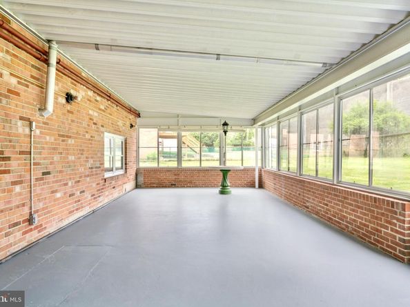 2811 Elsmore Street, Fairfax VA 22031