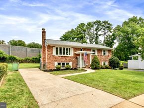 2811 Elsmore Street, Fairfax VA 22031