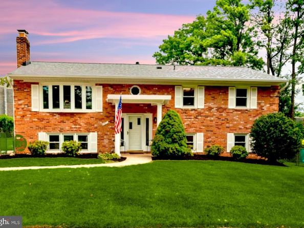 2811 Elsmore Street, Fairfax VA 22031