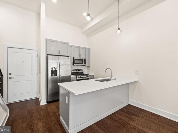 1115 N American Street D5, Philadelphia PA 19123