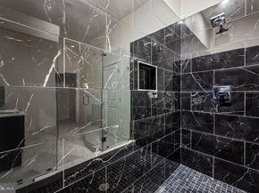 1115 N American Street D5, Philadelphia PA 19123