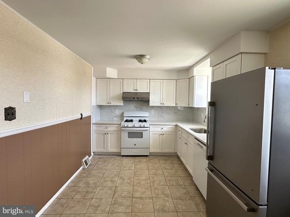 11125 Kirby Drive, Philadelphia PA 19154