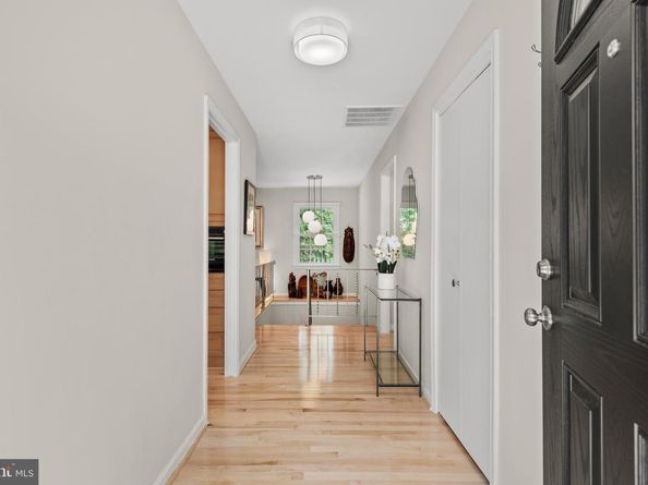 11612 Clipstone Lane, Reston VA 20191