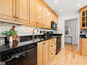 11612 Clipstone Lane, Reston VA 20191