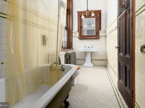 1717 Mount Vernon Street, Philadelphia PA 19130