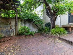 2120 Mount Vernon Street, Philadelphia PA 19130