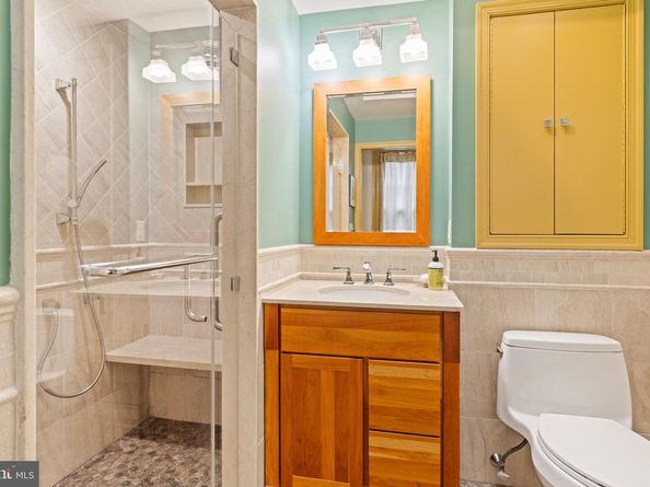 2120 Mount Vernon Street, Philadelphia PA 19130