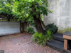 2120 Mount Vernon Street, Philadelphia PA 19130