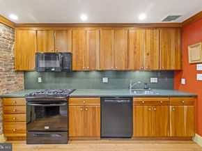 2120 Mount Vernon Street, Philadelphia PA 19130