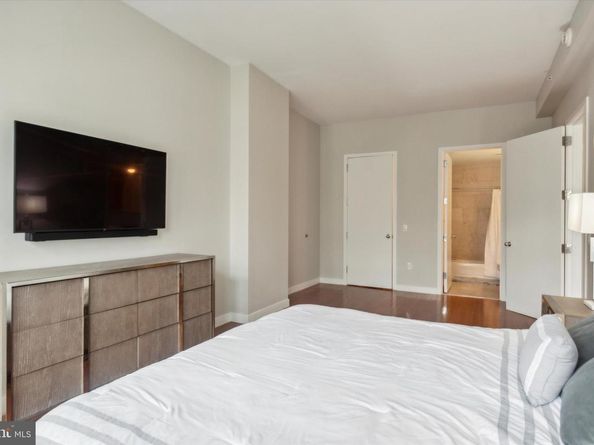 1900 Hamilton Street 402, Philadelphia PA 19130