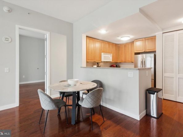 1900 Hamilton Street 402, Philadelphia PA 19130