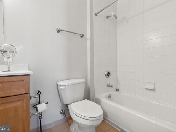 1900 Hamilton Street 402, Philadelphia PA 19130