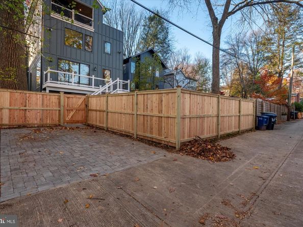 5445 33rd Street NW, Washington DC 20015