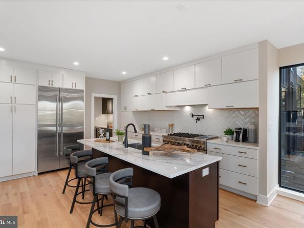 5445 33rd Street NW, Washington DC 20015