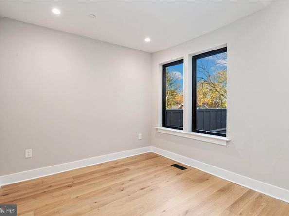 5445 33rd Street NW, Washington DC 20015