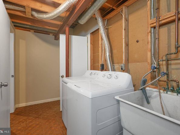 10704 Muirfield Drive, Potomac MD 20854