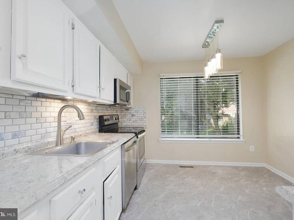 10704 Muirfield Drive, Potomac MD 20854