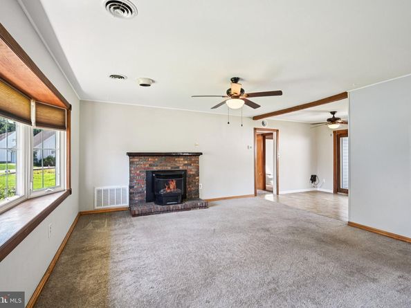 145 Mill Drive, Levittown PA 19056