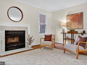 10172 Turnberry Place, Oakton VA 22124