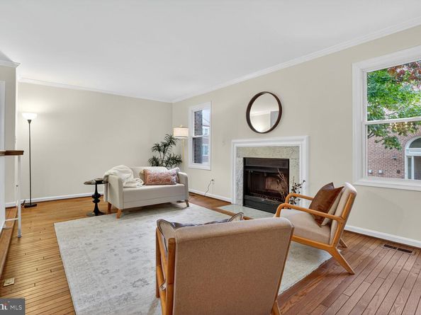 10172 Turnberry Place, Oakton VA 22124