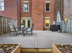 10172 Turnberry Place, Oakton VA 22124