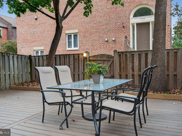 10172 Turnberry Place, Oakton VA 22124