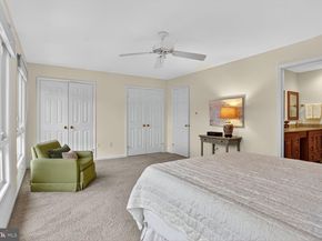 10172 Turnberry Place, Oakton VA 22124