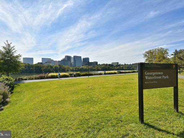 2500 Q Street NW 117, Washington DC 20007