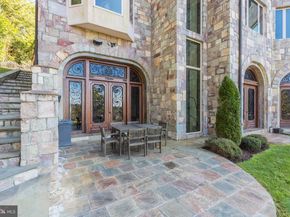 612 Rivercrest Drive, Mclean VA 22101