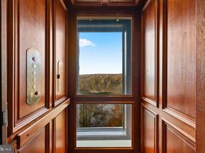 612 Rivercrest Drive, Mclean VA 22101