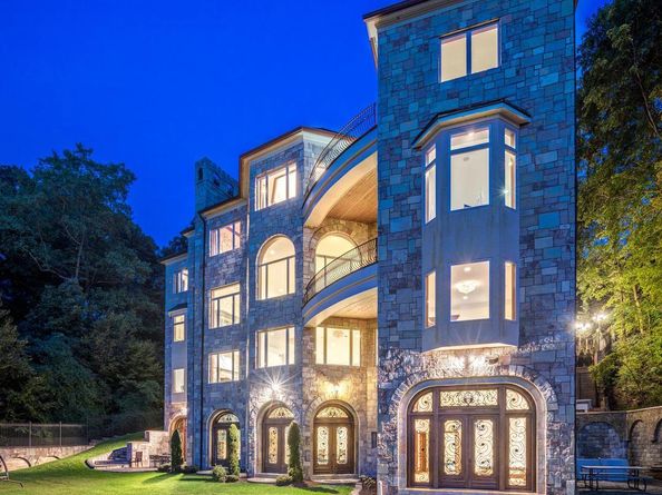 612 Rivercrest Drive, Mclean VA 22101