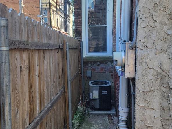 2042 N Stillman Street, Philadelphia PA 19121