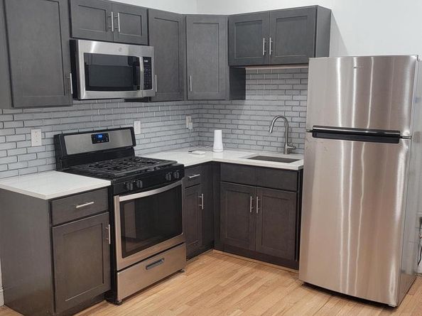 2042 N Stillman Street, Philadelphia PA 19121