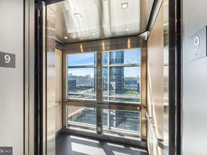 2200 Arch Street 404, Philadelphia PA 19103