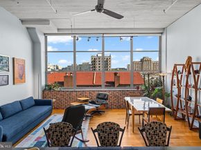 2200 Arch Street 404, Philadelphia PA 19103