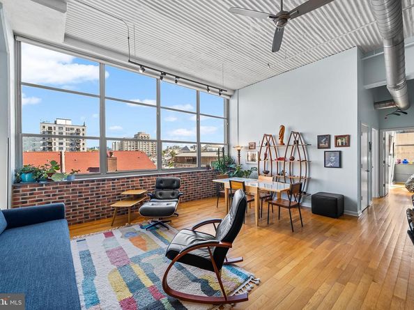 2200 Arch Street 404, Philadelphia PA 19103