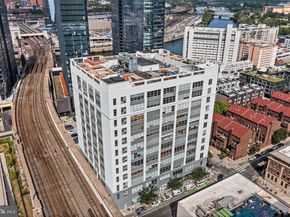 2200 Arch Street 404, Philadelphia PA 19103