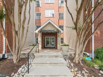 3315 Wyndham Circle