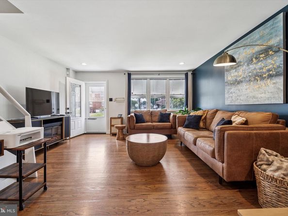 6637 Tabor Avenue, Philadelphia PA 19111