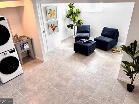 5523 Angora Terrace, Philadelphia PA 19143