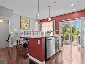 2302 Macis Circle, Warrington PA 18976